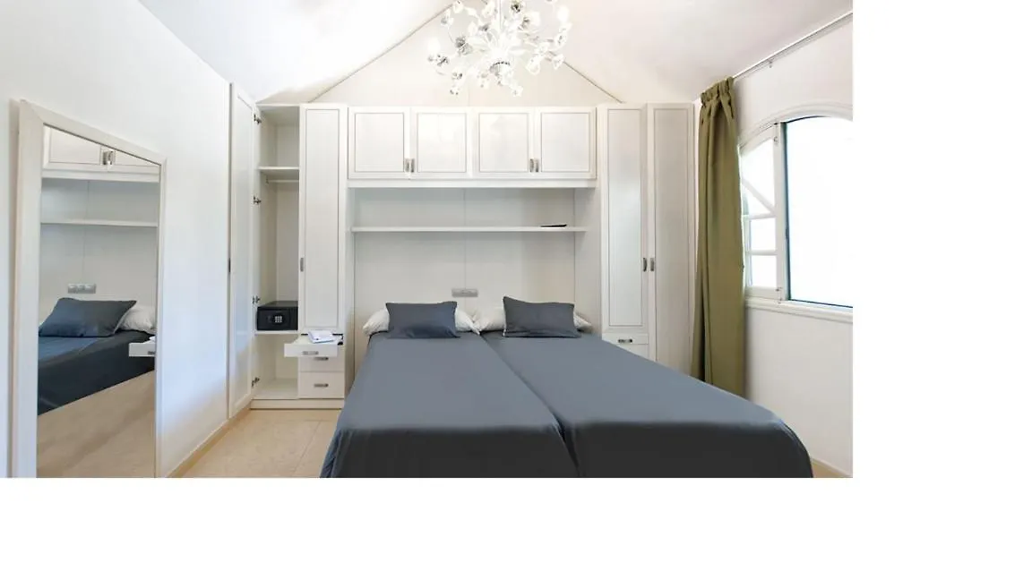 ***  Bungalow Hotel Parque Del Paraiso II 플라야 델 잉글스 스페인