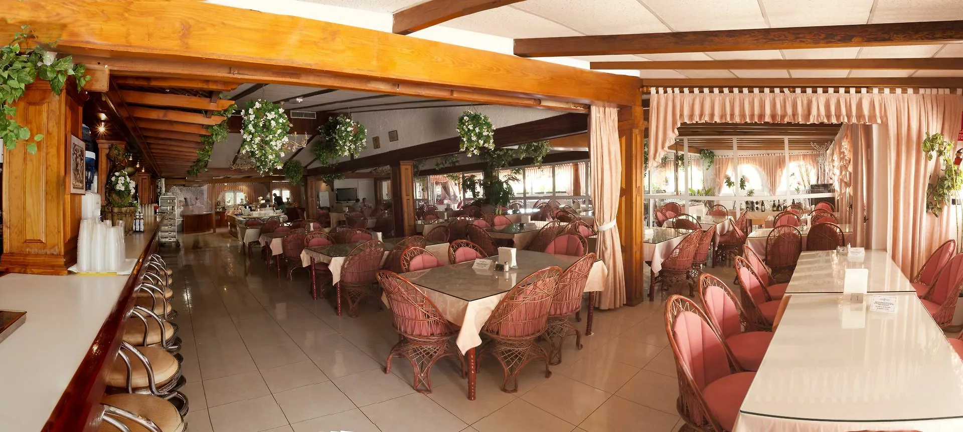 Bungalow Hotel Parque Del Paraiso II 플라야 델 잉글스 3*,