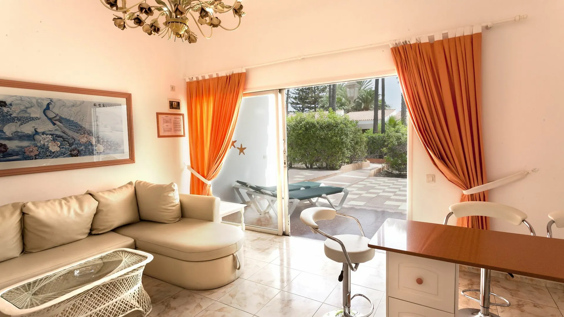 Bungalow Hotel Parque Del Paraiso II 플라야 델 잉글스