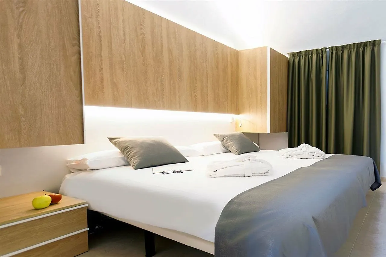 Bungalow Hotel Parque Del Paraiso II 플라야 델 잉글스